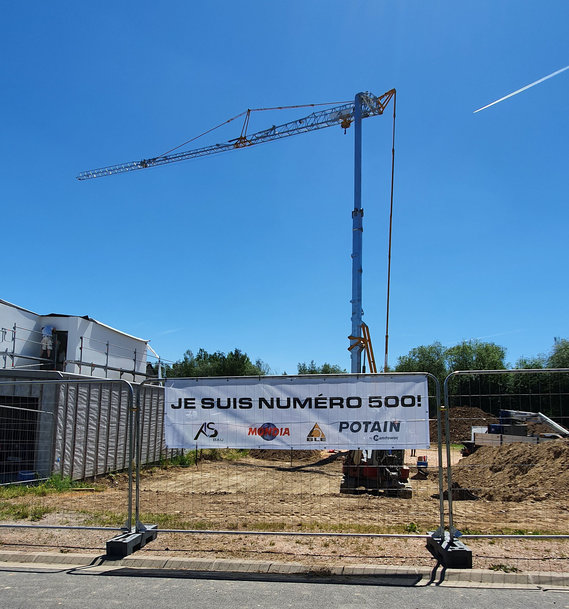 Belgian Potain dealer BLE sells 500th self-erecting crane